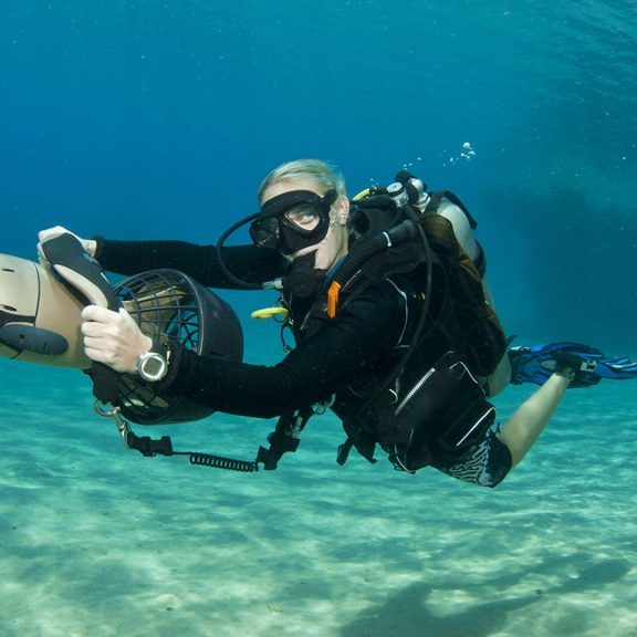 DVP-Scuba-Diving-Phuket-Thailand-PADI-Specialty-Course